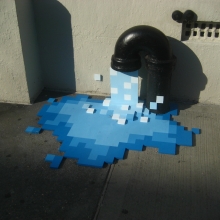 Une bouche d'égoût évacuant de l'eau sous forme de pixels.